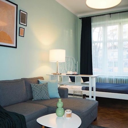 Wawelove Kossak Apt 1 Min To Royal Wawel Castle! Free Parking Appartement Krakau Buitenkant foto
