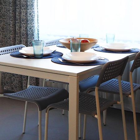 Wawelove Kossak Apt 1 Min To Royal Wawel Castle! Free Parking Appartement Krakau Buitenkant foto