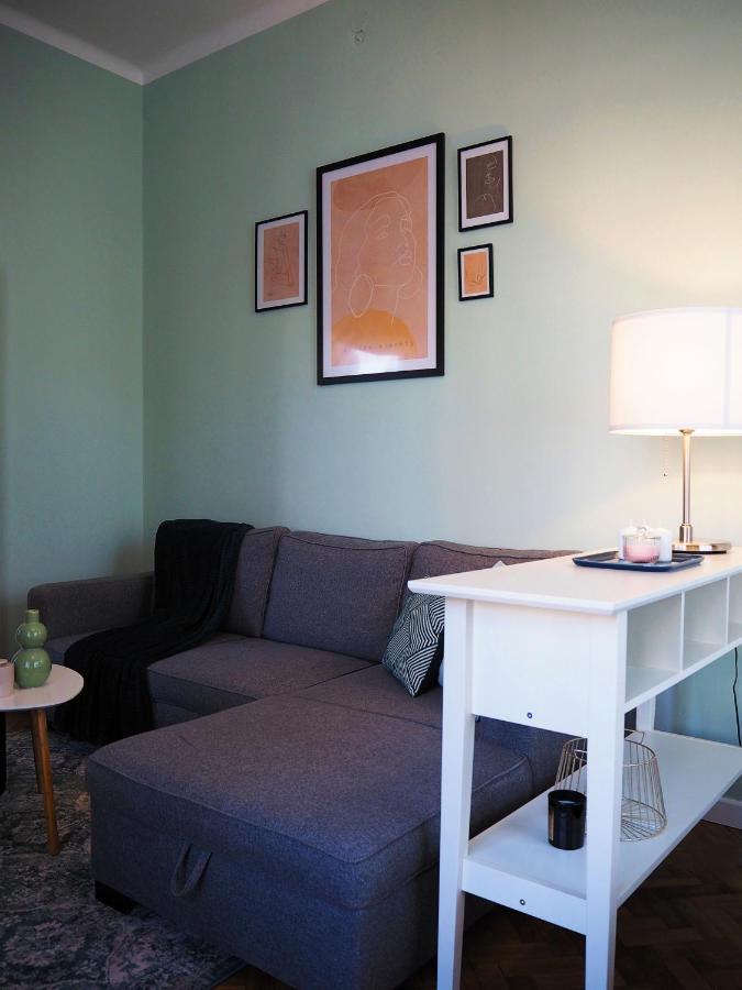 Wawelove Kossak Apt 1 Min To Royal Wawel Castle! Free Parking Appartement Krakau Buitenkant foto