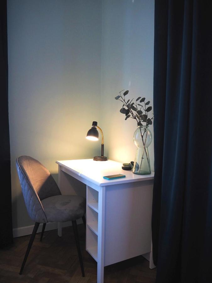 Wawelove Kossak Apt 1 Min To Royal Wawel Castle! Free Parking Appartement Krakau Buitenkant foto