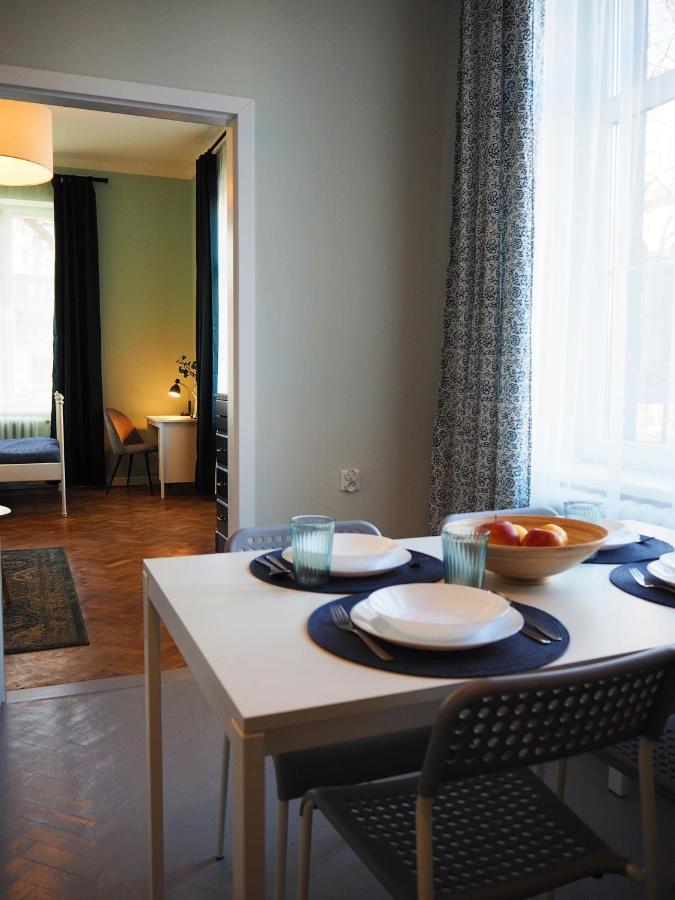 Wawelove Kossak Apt 1 Min To Royal Wawel Castle! Free Parking Appartement Krakau Buitenkant foto