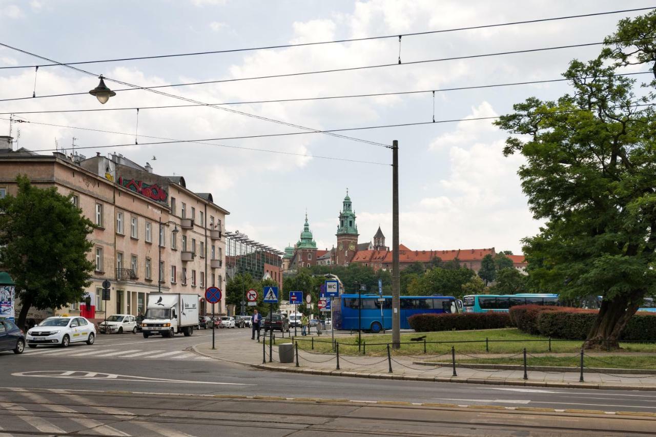 Wawelove Kossak Apt 1 Min To Royal Wawel Castle! Free Parking Appartement Krakau Buitenkant foto